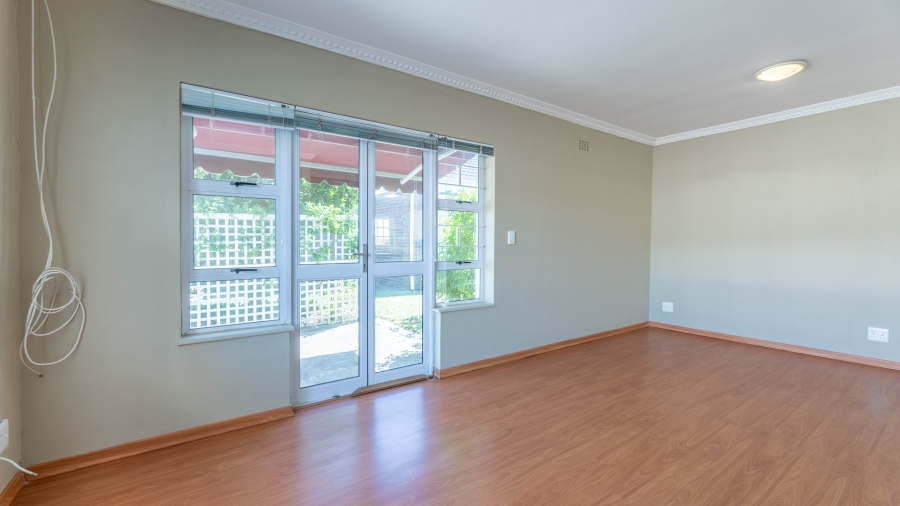 2 Bedroom Property for Sale in Parklands Western Cape